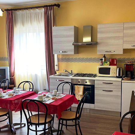 란다조 Ai Tre Parchi Bed And Bike B&B 외부 사진