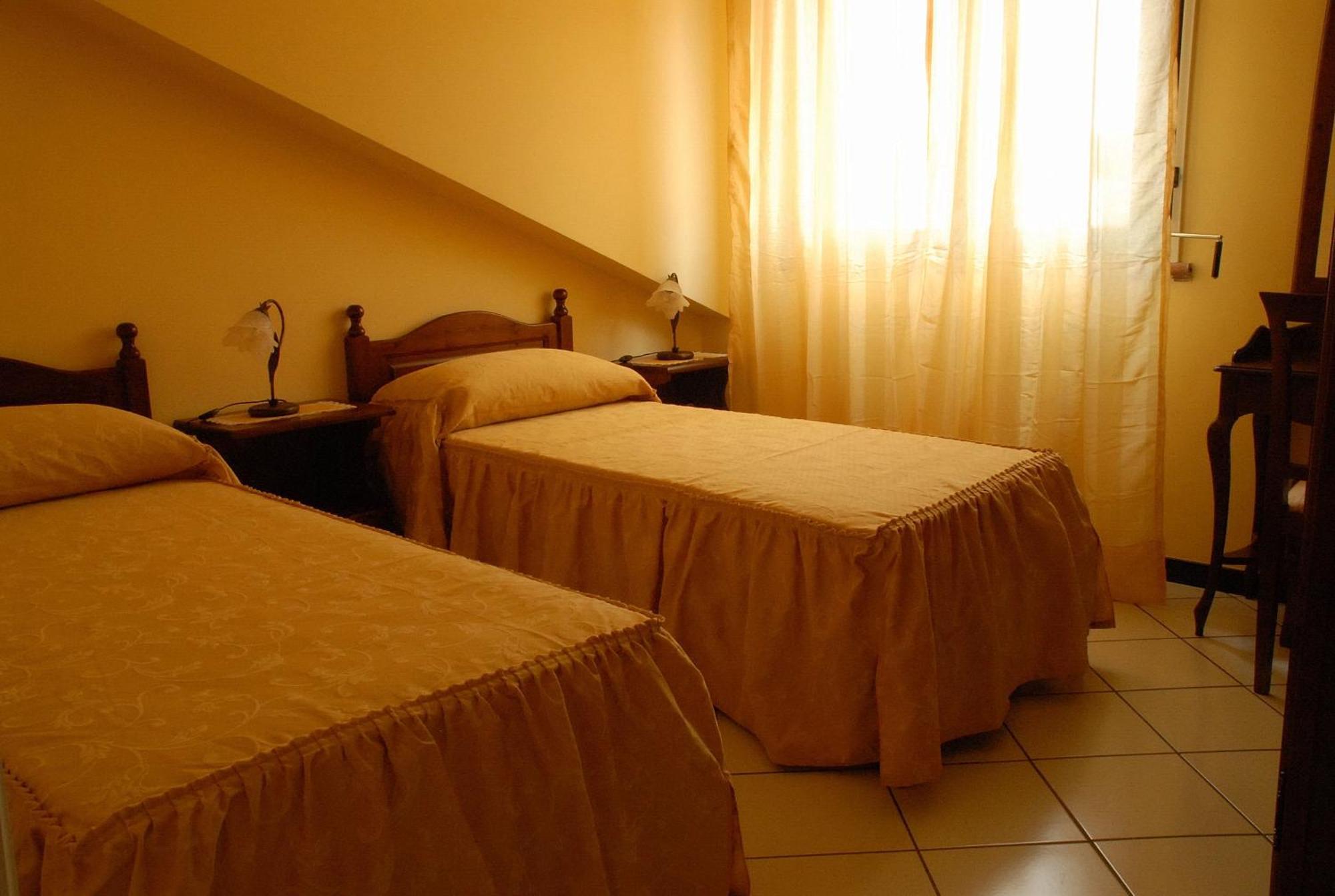 란다조 Ai Tre Parchi Bed And Bike B&B 외부 사진