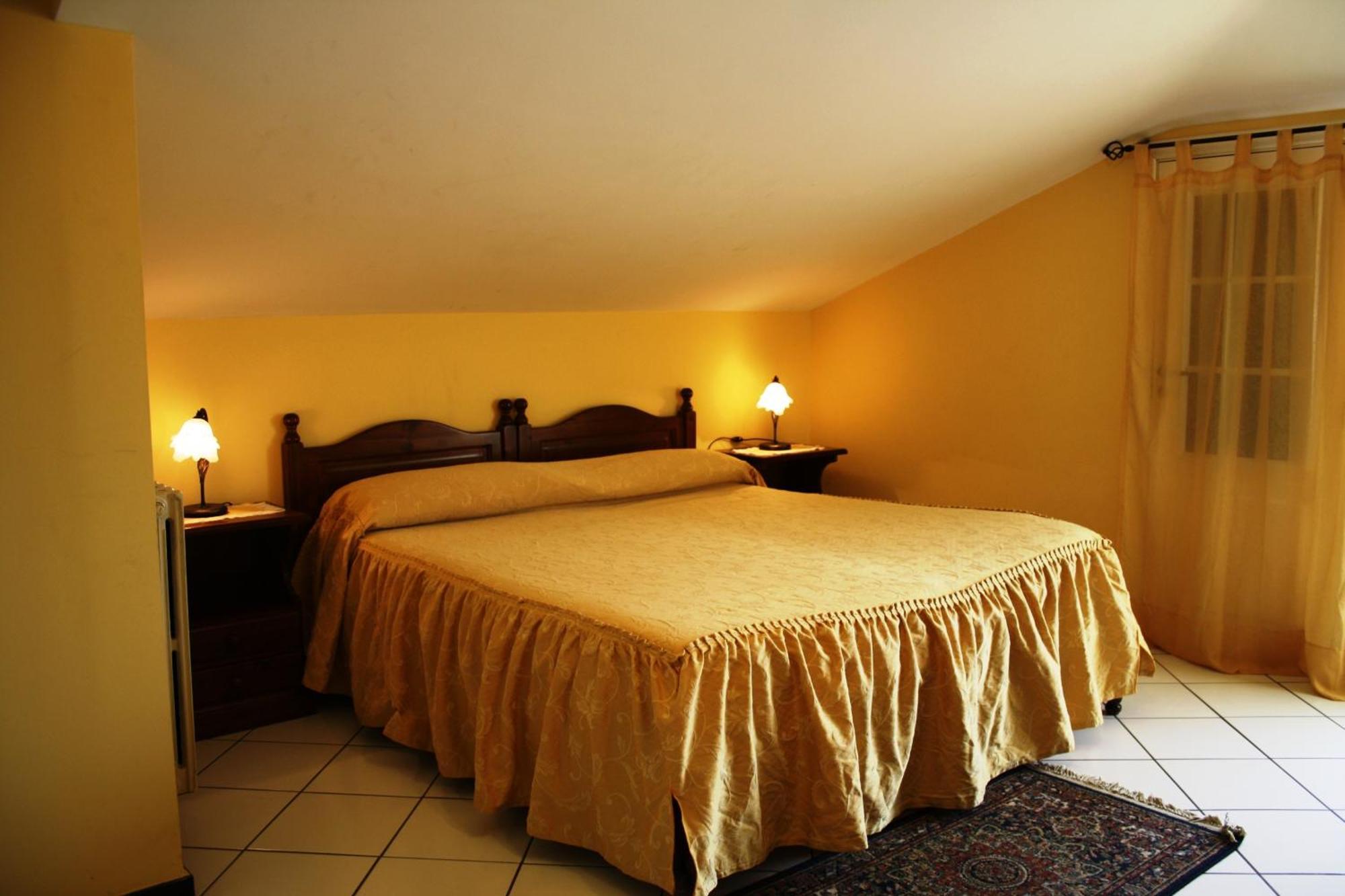 란다조 Ai Tre Parchi Bed And Bike B&B 객실 사진